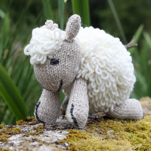 Aran Hand Knit Sheep Teddy R457
