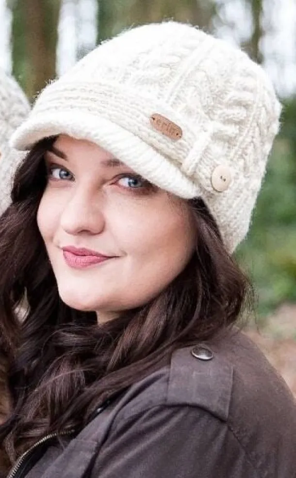 Aran Peak Cable Hat Natural White