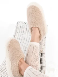 Beige Wool Slippers