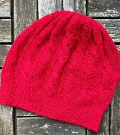 Cashmere Cable Knit Beanie Red