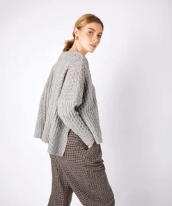 Cropped Aran Sweater Pearl Grey