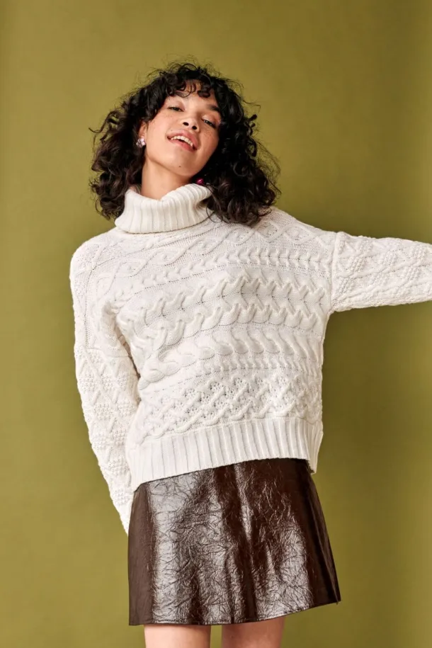 100% Fine Merino Wool Cable Knit Polo Neck