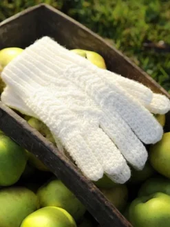 Handknit Aran Wool Gloves Unisex