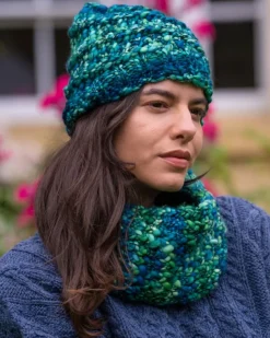 Handmade in Ireland - Supersoft Hat with snood set - Teal