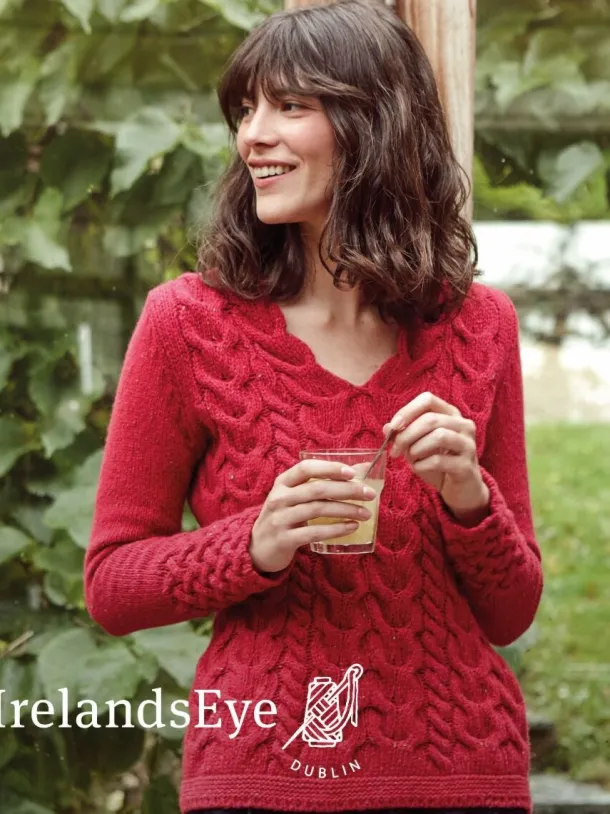 Horseshoe Cable v Neck Sweater - Bramble