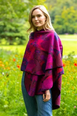 Irish Celtic Design Shawl - Fuchsia