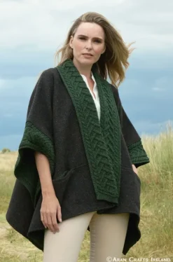 Ladies Tweed Cape Green