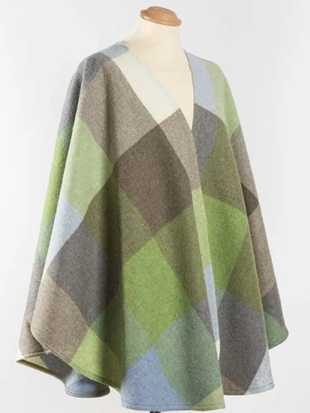 100% Lambswool Cape - Sue 614