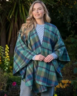 100% Lambswool Cape - Sue 624