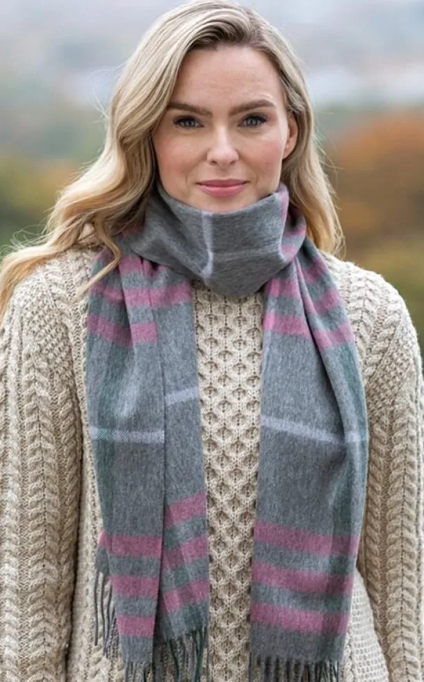 100% Lambswool Scarf Grey Pink Check