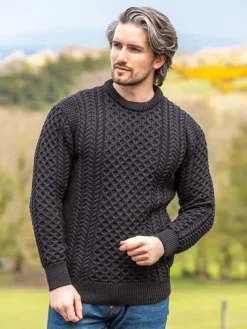 Mens Fisherman Merino Wool Sweater Black