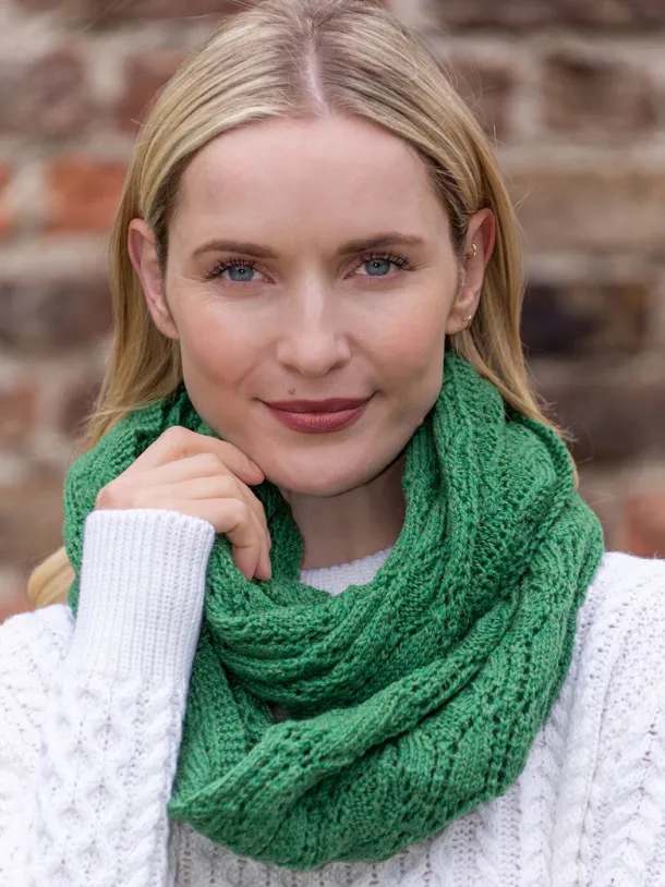 100% Merino Wool Infinity Snood Kiwi