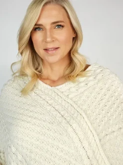 Merino Wool V Neck Poncho - Natural Yarn