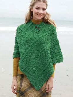 One Size Cable knit Poncho with Buttons Kelly Green