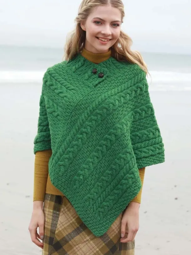 One Size Cable knit Poncho with Buttons Kelly Green