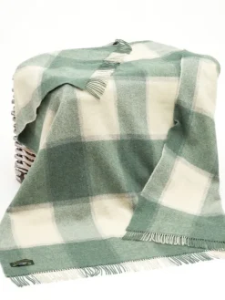Pure Wool Throw Green Block Col.LW164