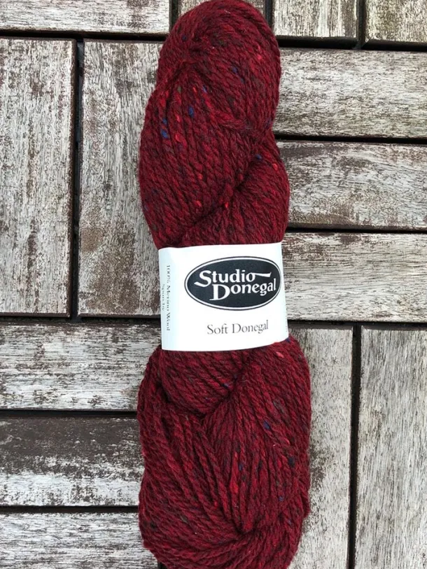 Soft Donegal Knitting Wool Red Fleck 100g