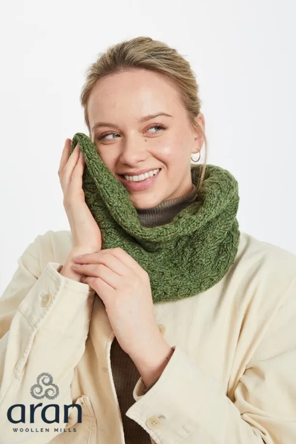 Super Soft Aran Snood Green B859