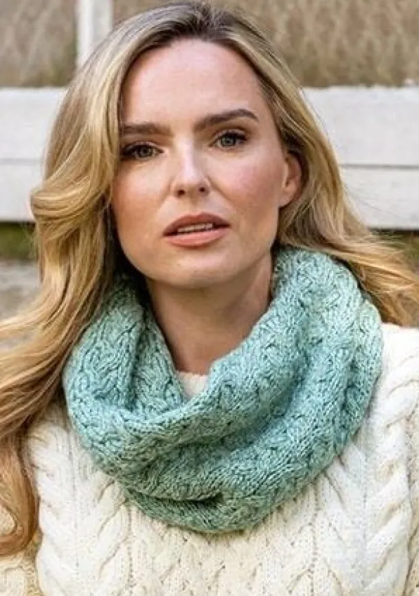 Super Soft Aran Snood Mint