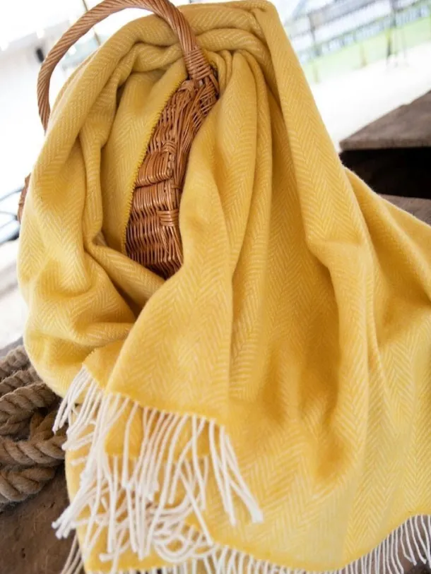 Wool and Cashmere Lemon Herringbone Throw Col: 1424