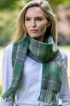 Wool and Cashmere Scarf Green Tartan