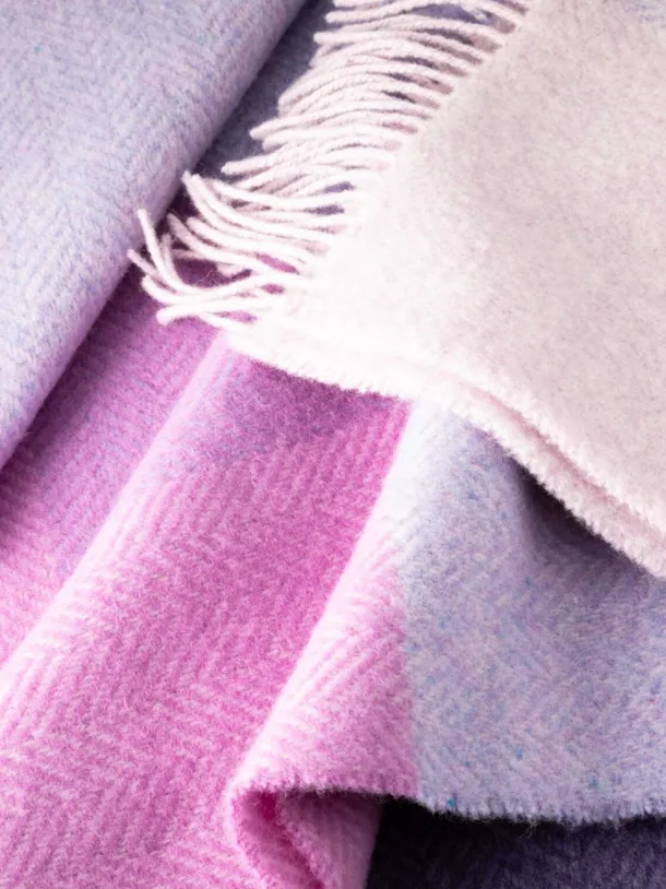 Wool and Cashmere Throw Lilac Col.1442